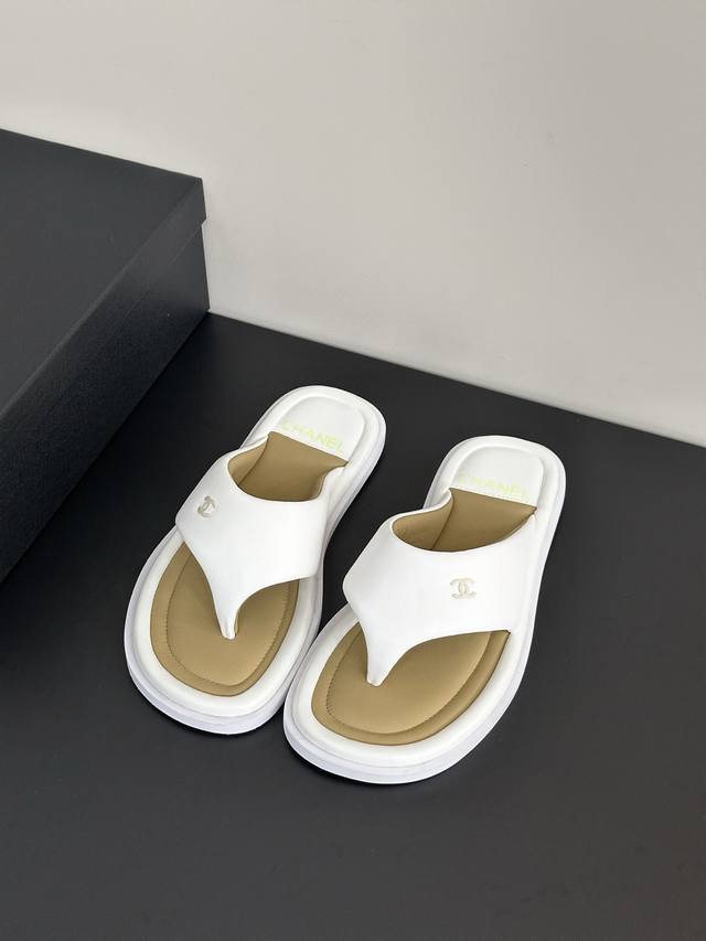 Bread Flip-Flops Outfit This Pair Of Flip-Flops Is So Beautiful, Super Summer Br