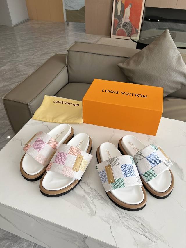 Price: Louis Vuitton's New Spring And Summer Slippers Are On Sale. 1:1 High-End