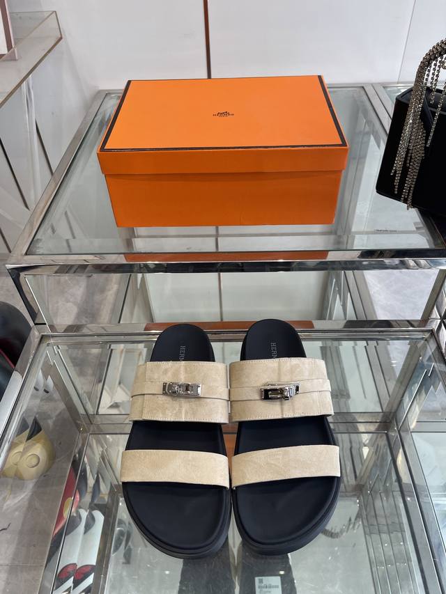 Men 10 Hermes Calfskin Functional Sandals With Ergonomic Rubber Sole And Classic