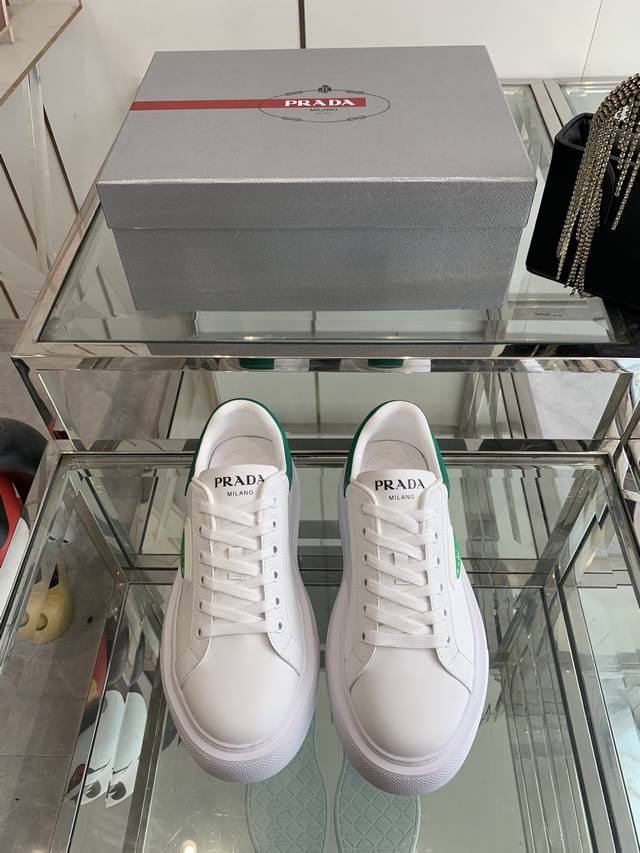 prada Prada 25Ss New Casual White Shoes Couple Style P Home Fashion White Sho