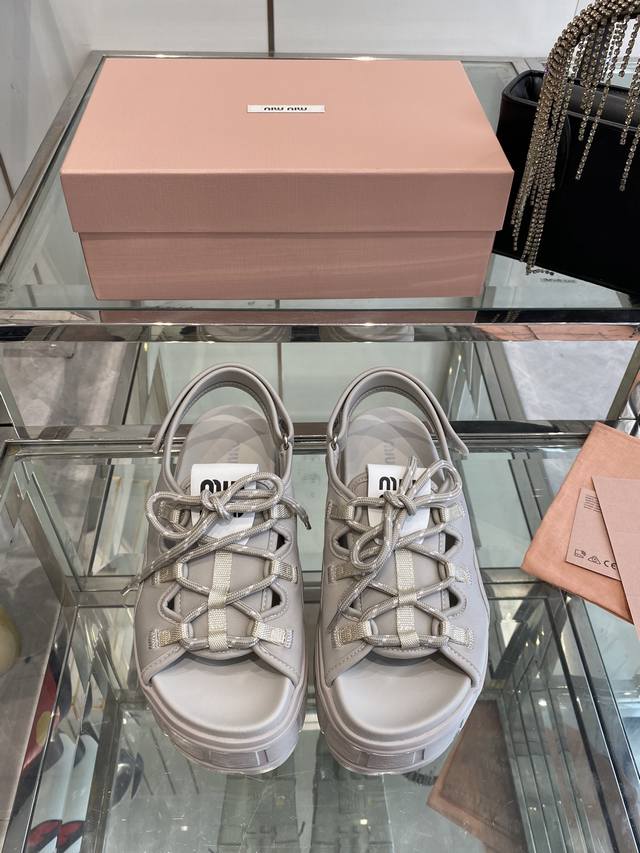 miu Miu 25Ss New Thick-Soled Sandals Miu Miu's New Style This Year Is Very Go