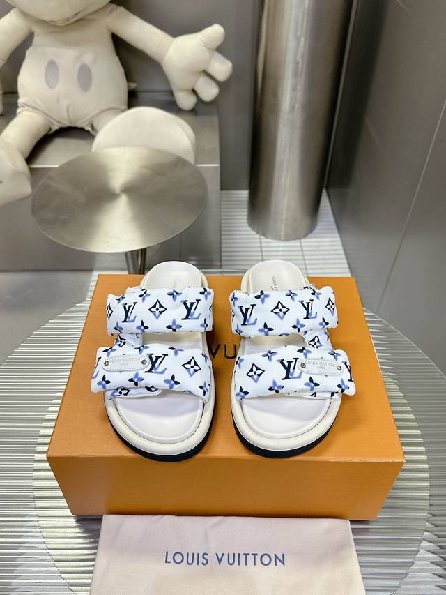 Louis Vuitton's New Couple Size Bubble Slippers Are Really Comfortable. The Feel