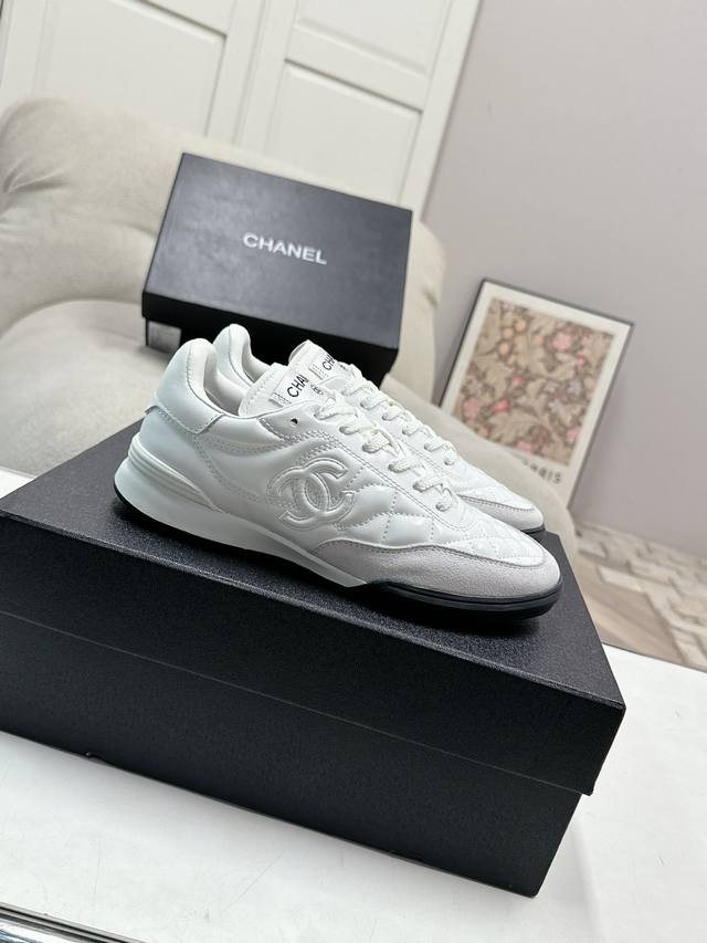 chanel Chanel Top Casual Sports Shoes This Classic Design Upper Has A Variety