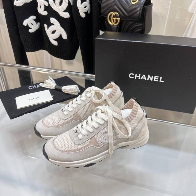 Top Version Women's 35-41# Popular Product - Chanel Socks And Casual Shoes Are N