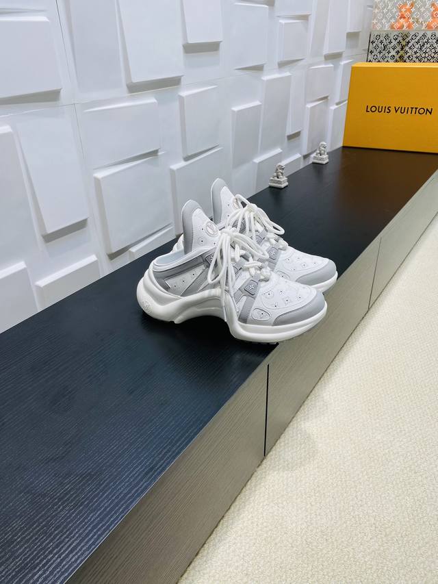Top Version Lv Louis Vuitton Archlight Series Classic Dad Shoes, Half-Slip Arch