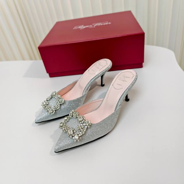 roger Vivier's Popular Exquisite Flower Diamond Mules Are Here. High-Grade Sa