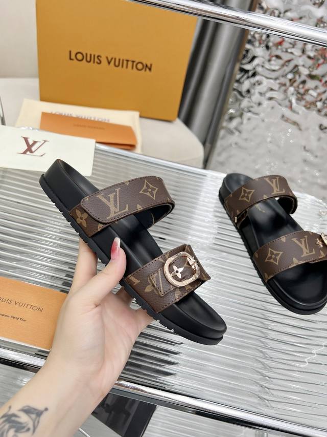 louis Vuitton New Slippers Are On Sale Now. 1:1 High-End Customization, Beat