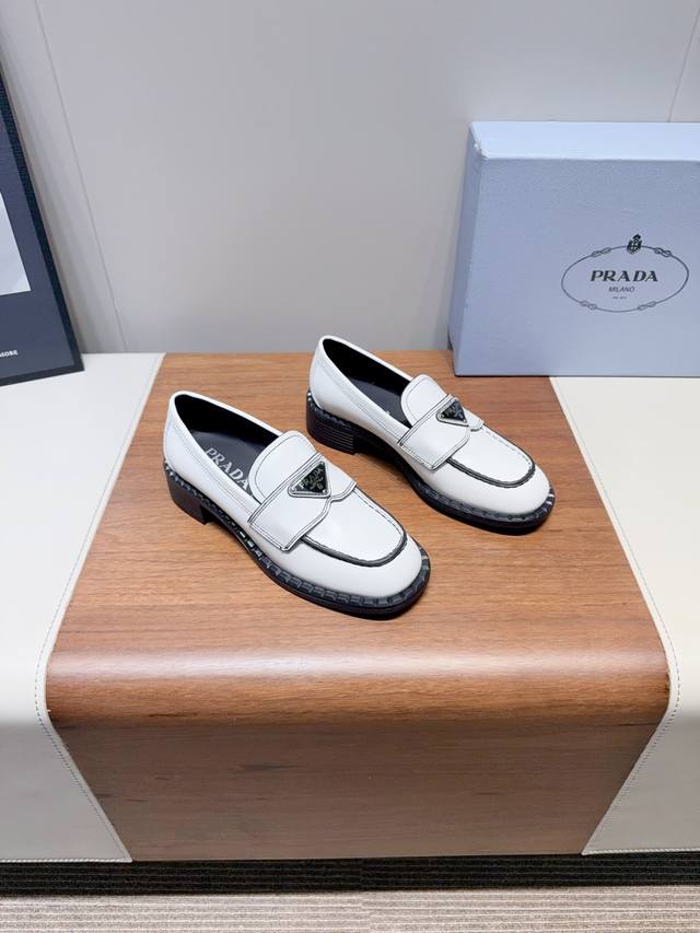 prad*25Ss Catwalk Style, Hot-Selling Spring And Summer Item, , Retro And Fash