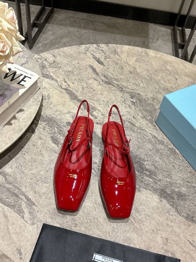 Top Version Prada Prada's Newest Flat Ballet Shoes With Thick Heels And Square T