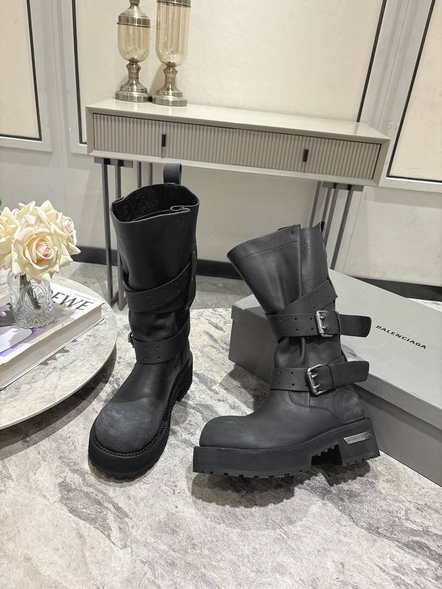Male 30, Balenciaga 25Fall Pre-Order New Balenciaga Fw25 Venom Boots By Balencia