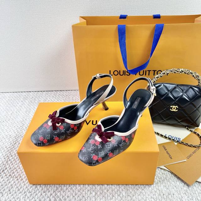 l Donkey Brand 25 Years New Style Cherry Antique Style Velvet Bow Kitten Heel