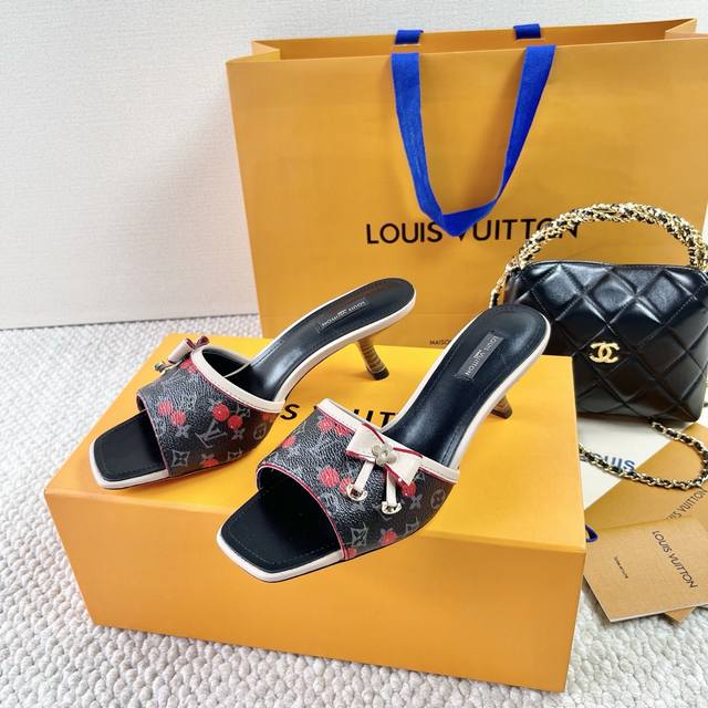 l Donkey Brand 25 Years New Antique Style Cherry Bow Kitten Heel Sandals Uppe