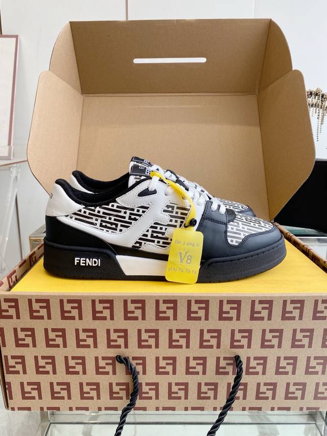 Purchasing Agent X Couple Shoes The First Sports Shoes Fendi Match Basketball Sn