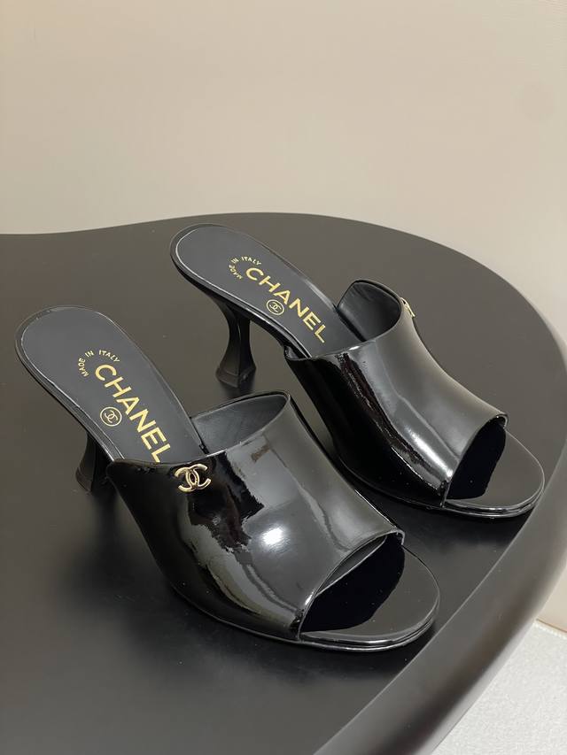 chanel 2026 Early Spring Resort Series Chanel Double C Buckle Fish Mouth Hone