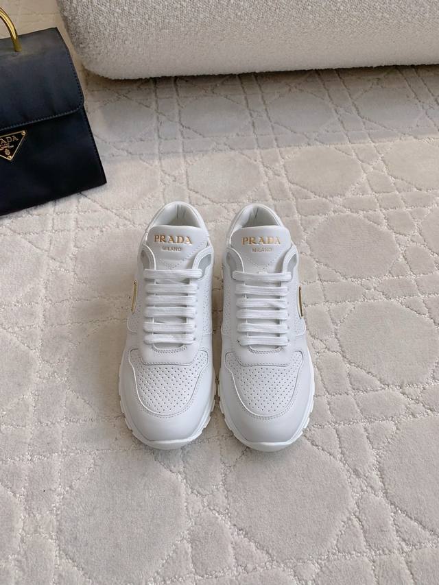 Factory Price P Top Version Prad* New Triangle Logo Casual Shoes Sports Shoes Or