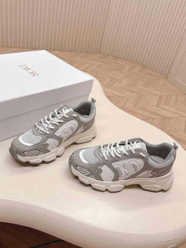 2025 The Latest Two-Color Dior Dior Chrono New Casual Sports Shoes Running Sh