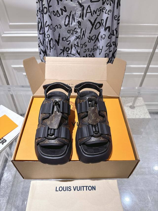 Factory Equipped With A Full Set Of Airplane Box Packaging Lv25S New Thick-Soled