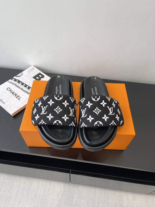 louis Vuitton 25Ss New Embossed Logo Embossed Velcro Slippers Pool Pillow Com