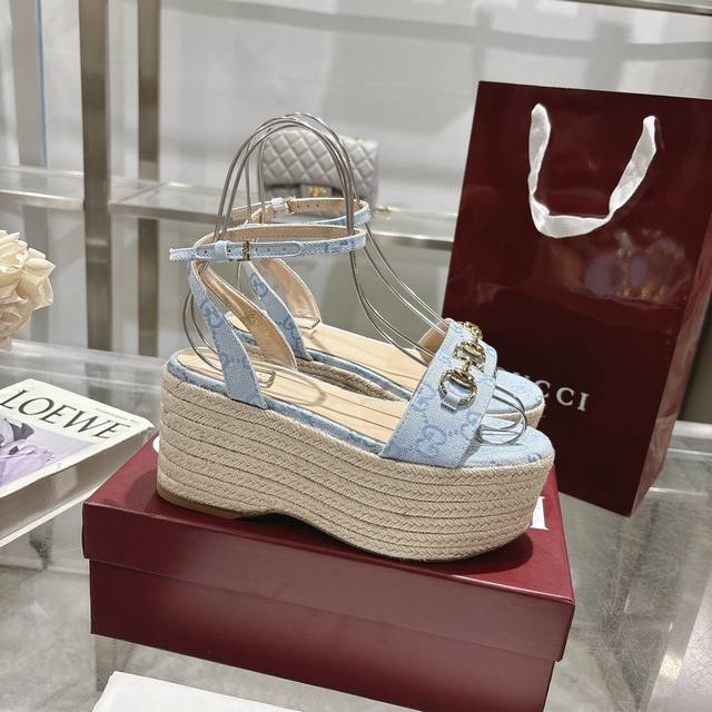 latest Hit Women's Horsebit Flat Mid-Heeled Platform Sandals This Design Comb