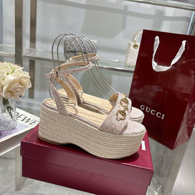 latest Hit Women's Horsebit Flat Mid-Heeled Platform Sandals This Design Comb
