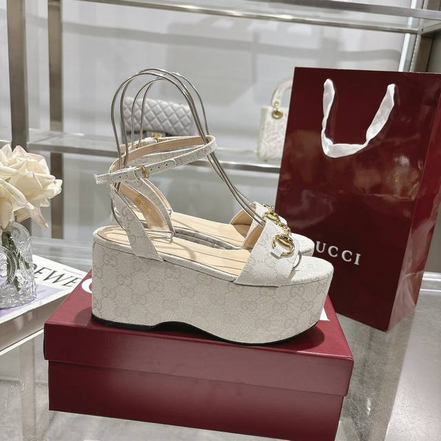 latest Hit Women's Horsebit Flat Mid-Heeled Platform Sandals The Iconic Horse