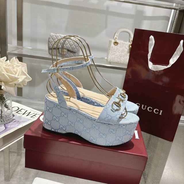 latest Hit Women's Horsebit Flat Mid-Heeled Platform Sandals The Iconic Horse