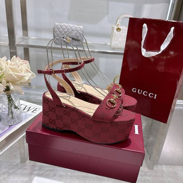 latest Hit Women's Horsebit Flat Mid-Heeled Platform Sandals The Iconic Horse