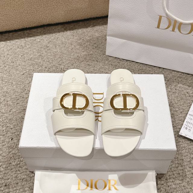 Purchasing Level Classic Dior Metal Cd Letter Hollow Flat Sandals Top Version On