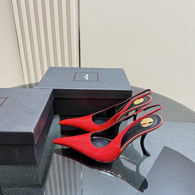 Saint Laurent's Beautiful High Heels 25 Spring Models Who Can Resist Ysl High He