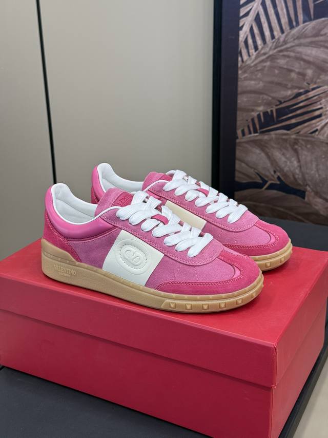 Factory Top Version Valentin O Ss24 New Arrival V Family Spring And Summer Germa