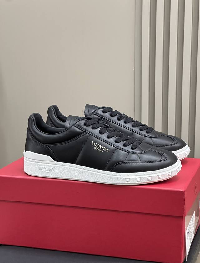 Men+10#Insert New Color# Valentin O Ss24 New Arrival V Family Spring And Summer