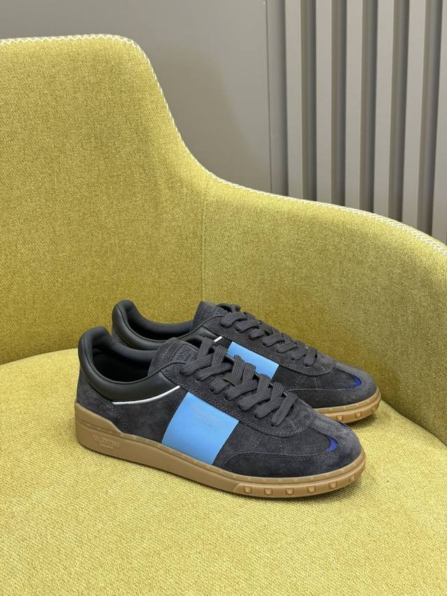 Factory Top Version Valentin O Ss24 New Arrival V Family Spring And Summer Germa