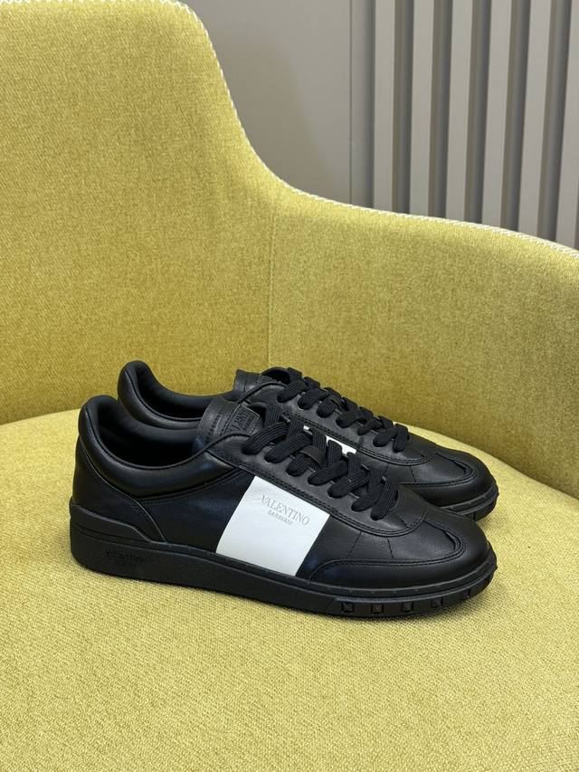 Factory Top Version Valentin O Ss24 New Arrival V Family Spring And Summer Germa