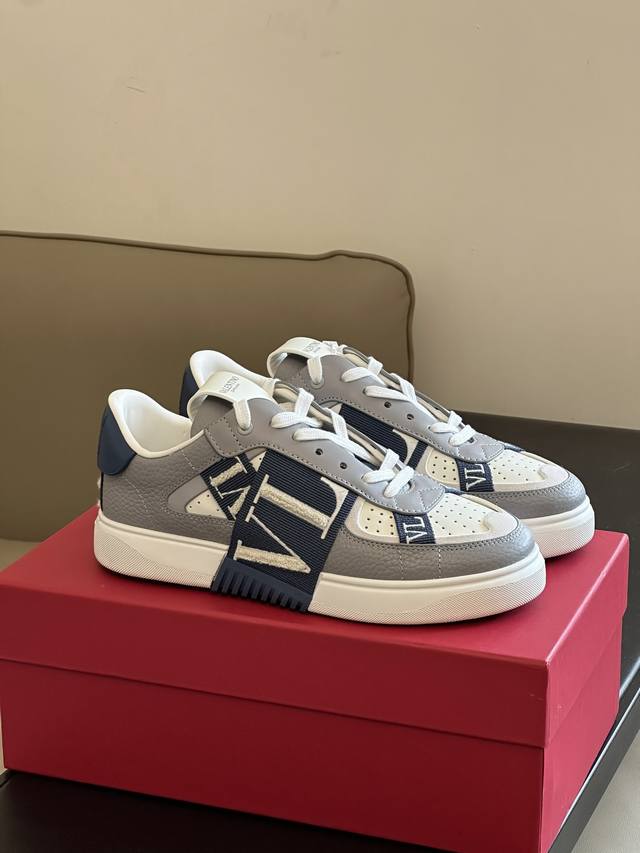 Factory: Valentin O 23 New Autumn And Winter Colors Are Online Couples' Top Vers