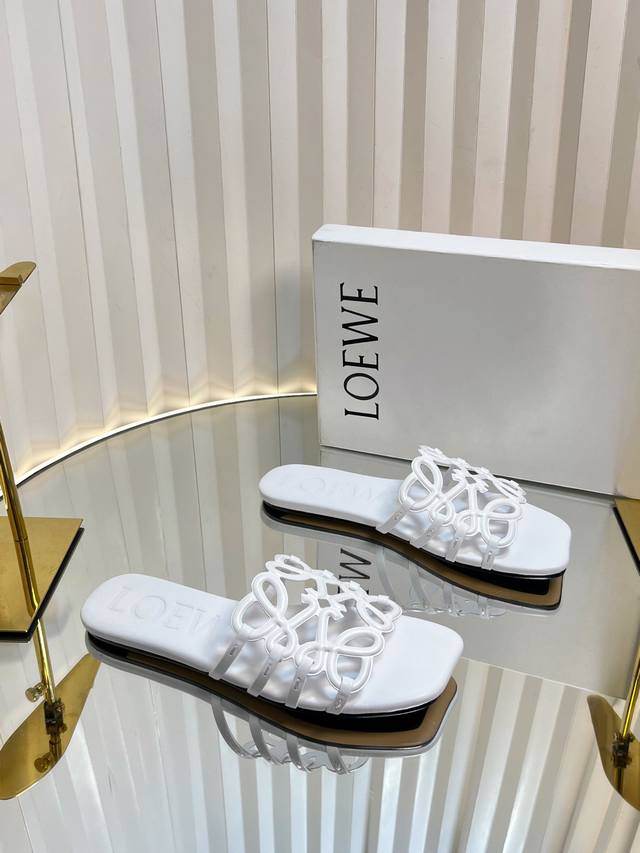 loew* Loewe 25Ss New Spring And Summer Slippers Are Very Popular. The Simple