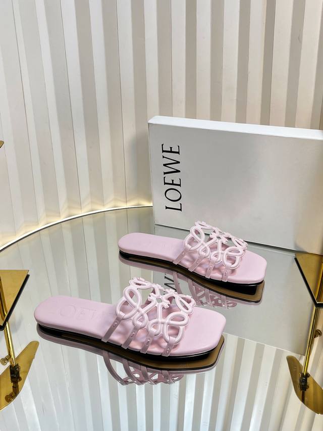 loew* Loewe 25Ss New Spring And Summer Slippers Are Very Popular. The Simple