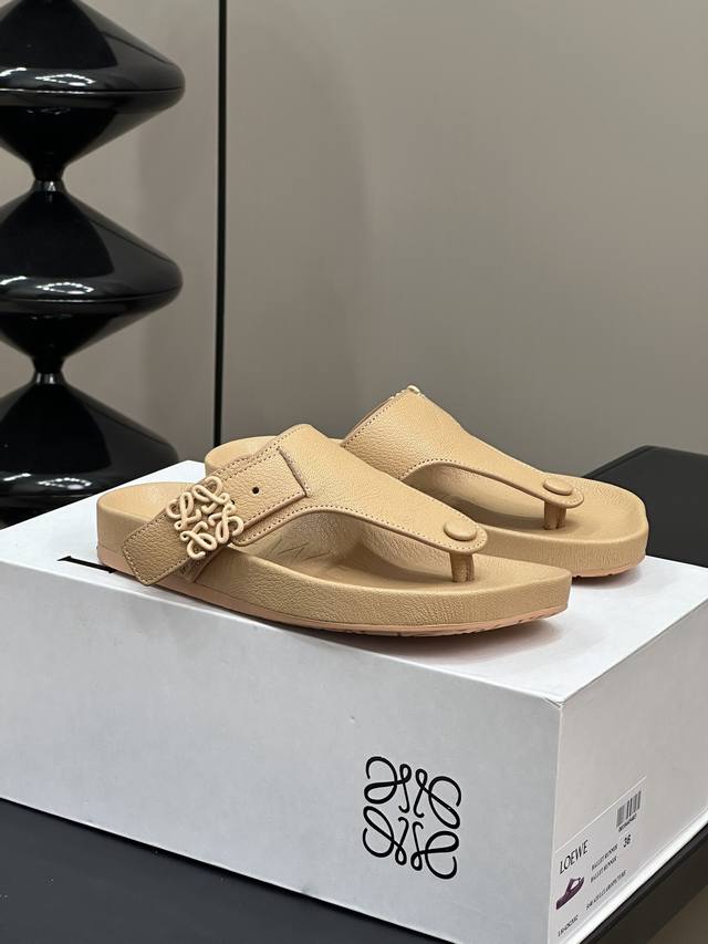 Female Male P Loewe Ss24 New Arrival L Home 24 Spring And Summer Platform Slippe