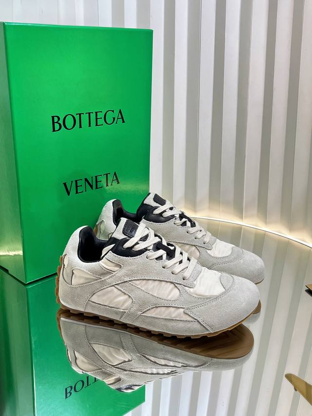 Liu Wen's Same Style Bottega Veneta's Popular New Sports Shoes, Casual Shoes, De