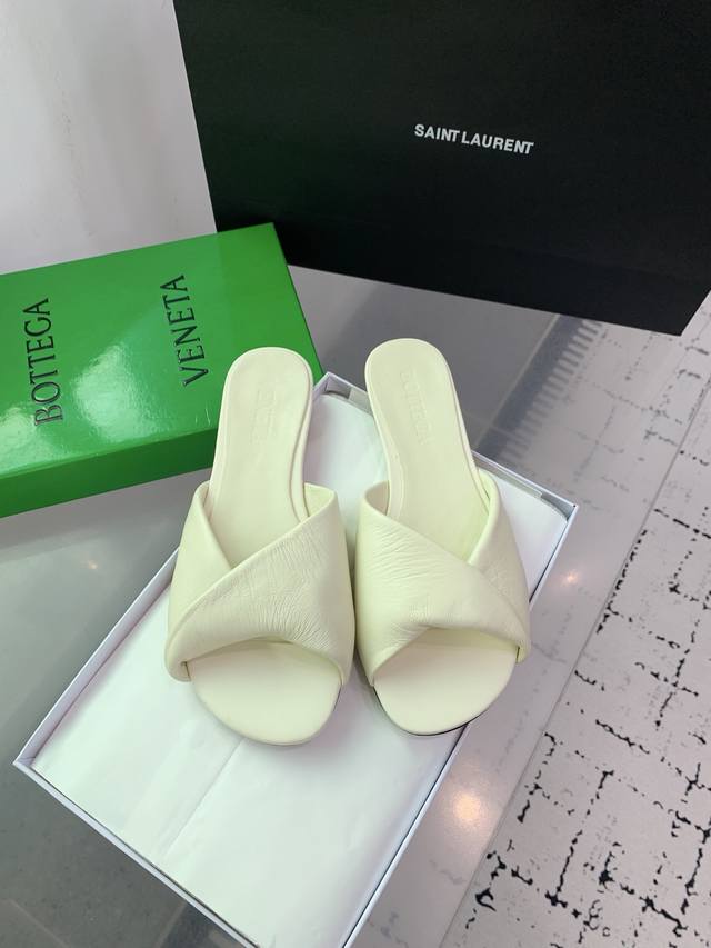 bottega Venetabv Blink Series Sandals And Slippers Ins There Are So Many Inte