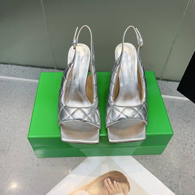 bottega Venetabv Square-Toed Sandals With High Elasticity And Comfort Sponge