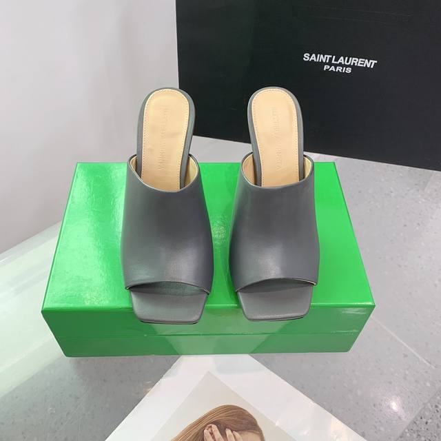 bv Knot Series Metal Heel High-Heeled Slippers. This Square-Toed Slipper Is S