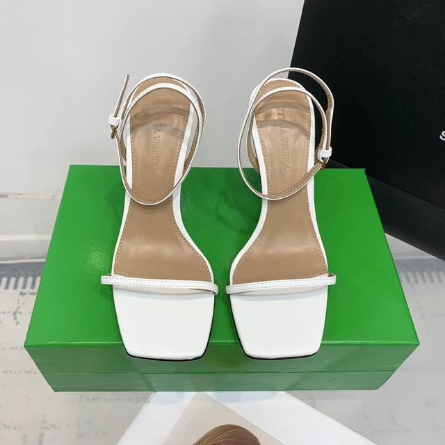 bv Knot Series Metal Heel Hollow Back Fish Mouth High Heel Sandals Metal Twis