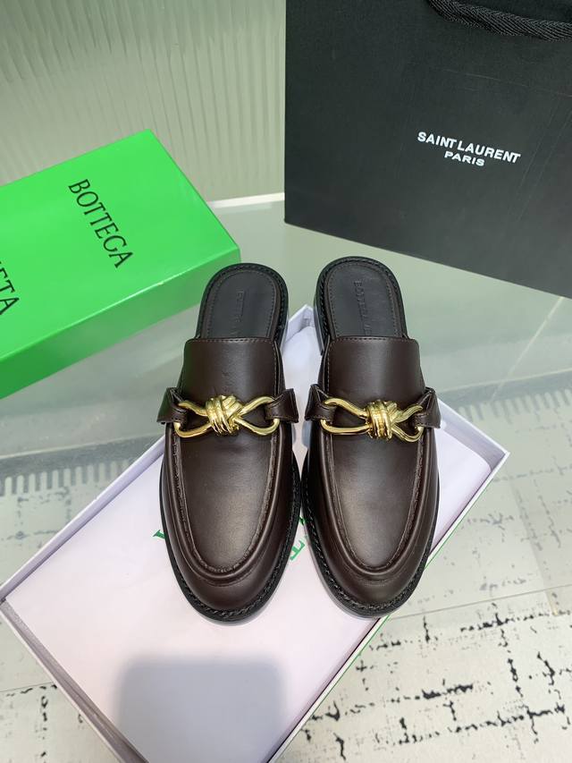 bottega Venetabv Knotted Loafers Are Easy And Fashionable To Wear. They Are V
