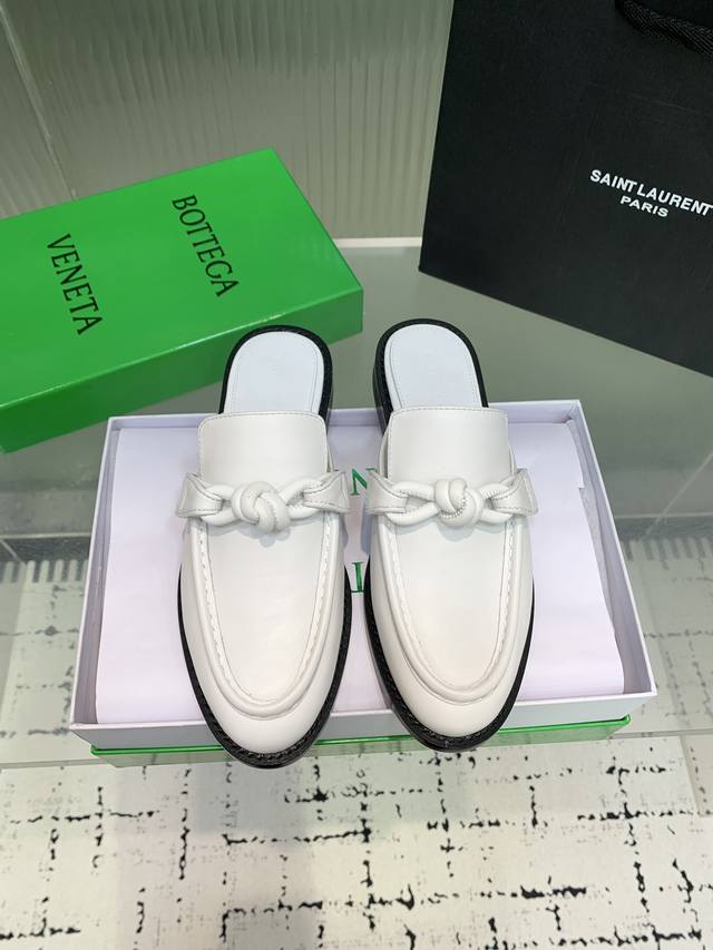 bottega Venetabv Knotted Loafers Are Easy And Fashionable To Wear. They Are V