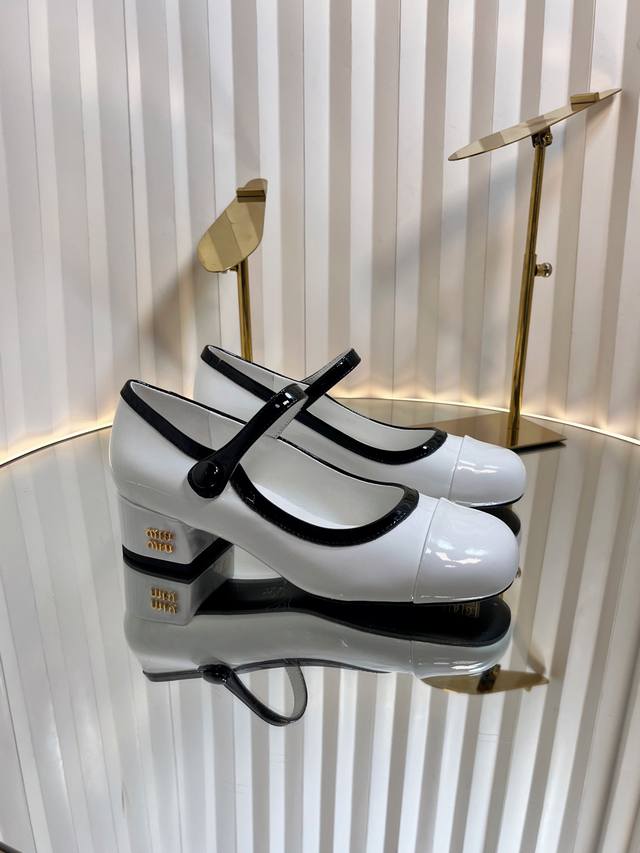Exclusive New Product Miumiu Ss25 New Arrival Miu 2025 Spring And Summer Thick-H