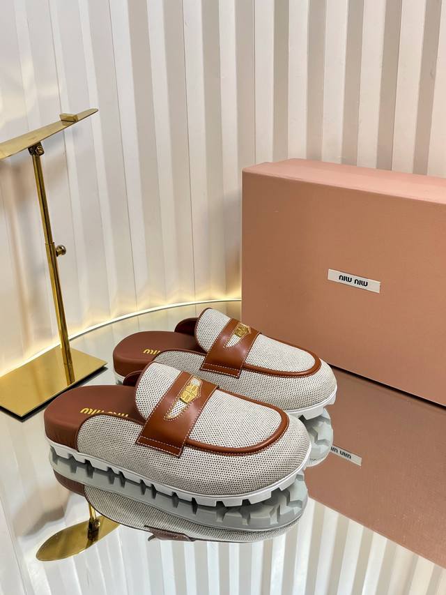 miumiu Miu Miu Spring Straw Slippers Miu Ss25 New Arrival Spring And Summer W