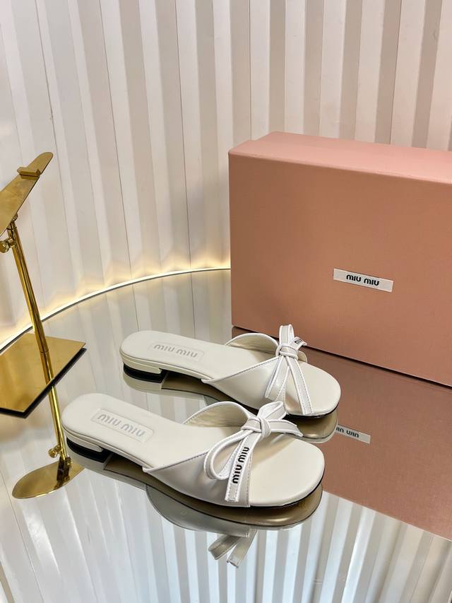 miumiu25Ss Spring And Summer Miu Miu Bow Slippers Pure Leather Sandals Simple