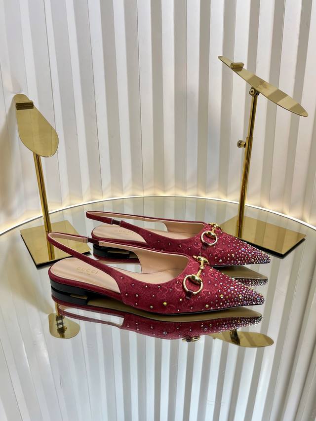 gucci Horsebit Shallow Sandals And High Heels This Shoe Is Carefully Embellis