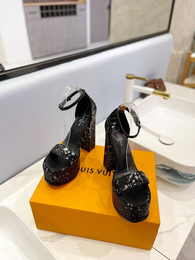Factory Loui& Vuitto& Lv European And American Style Fashion Sandals++= The Late