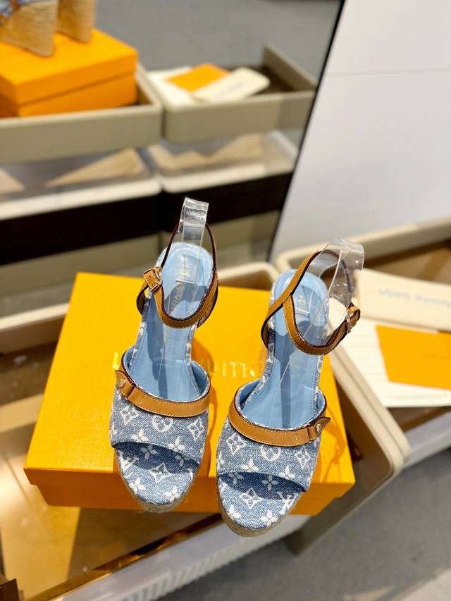 Factory: Lv Denim Series Latest Catwalk Thick-Soled Hemp Rope Sandals Hong Kong